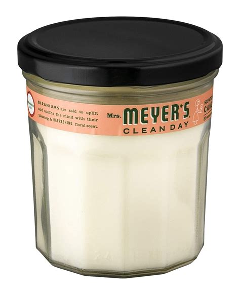 meyers geranium candle.